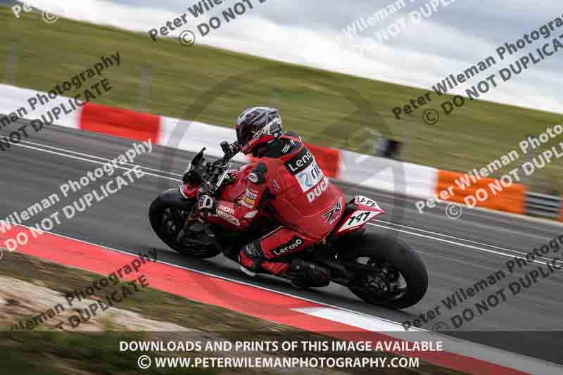 cadwell no limits trackday;cadwell park;cadwell park photographs;cadwell trackday photographs;enduro digital images;event digital images;eventdigitalimages;navarra;no limits trackdays;peter wileman photography;racing digital images;trackday digital images;trackday photos